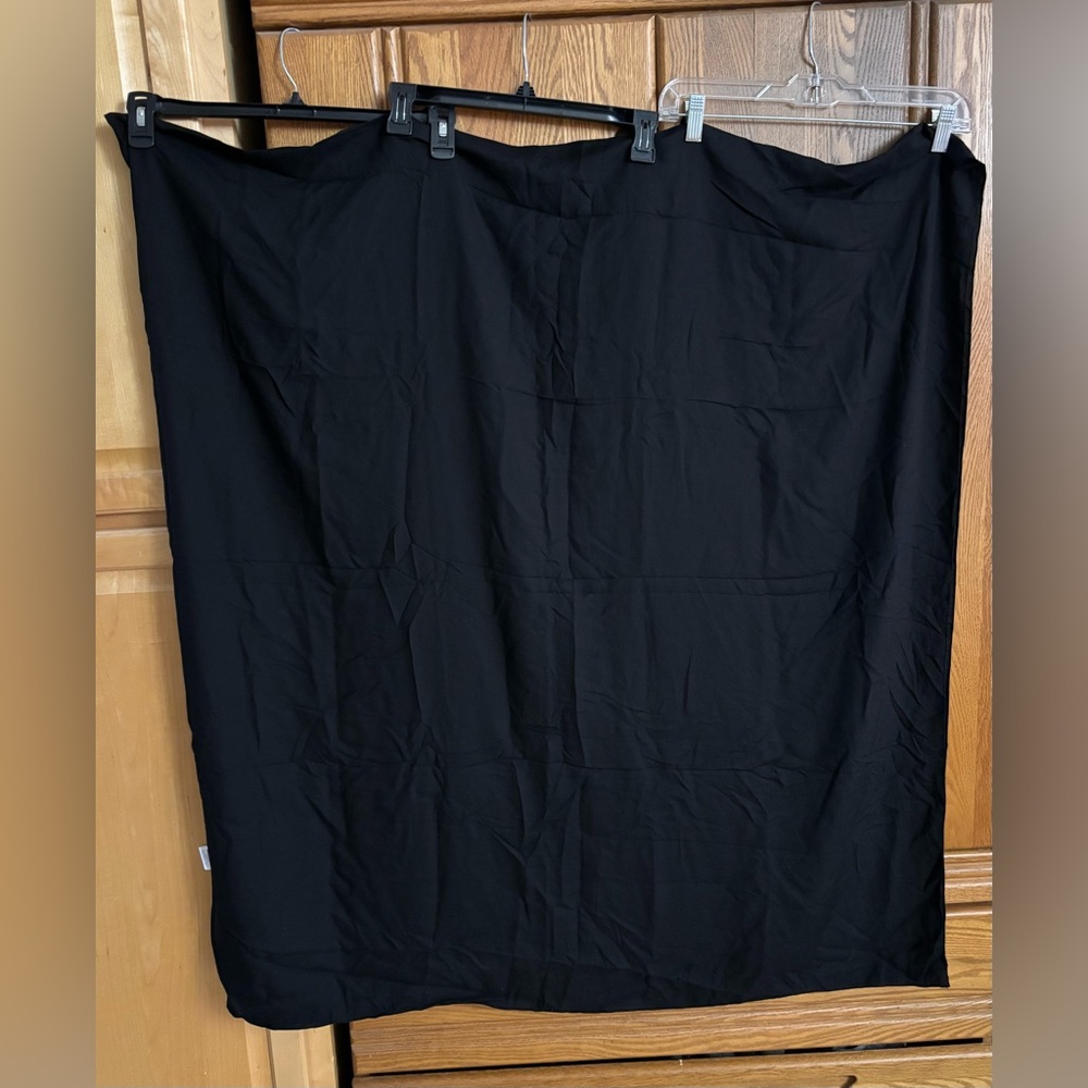 Black Women's Plus Size Swim Sarong